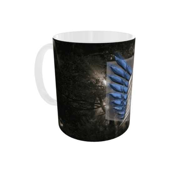 Taza de ataques a los titanes Shingeki no Kyojin